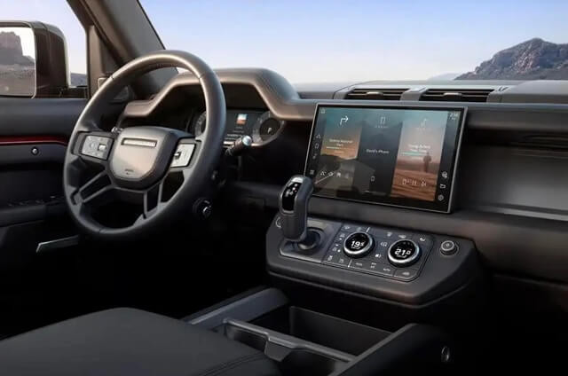 noi-that-xe-land-rover-defender-2025