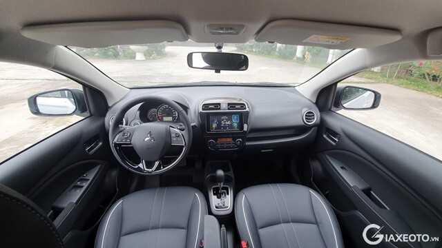 noi-that-xe-misubishi-attrage