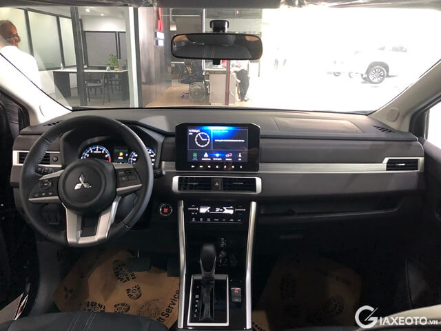 noi-that-xe-mitsubishi-xpander-2025