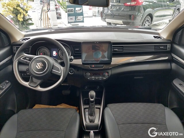 noi-that-xe-suzuki-xl7-2023