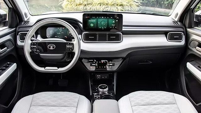 noi-that-xe-tata-punch-ev