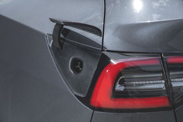 o-sac-xe-tesla-model-