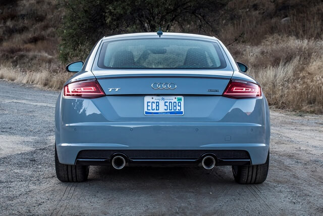 phan-duoi-xe-audi-tt