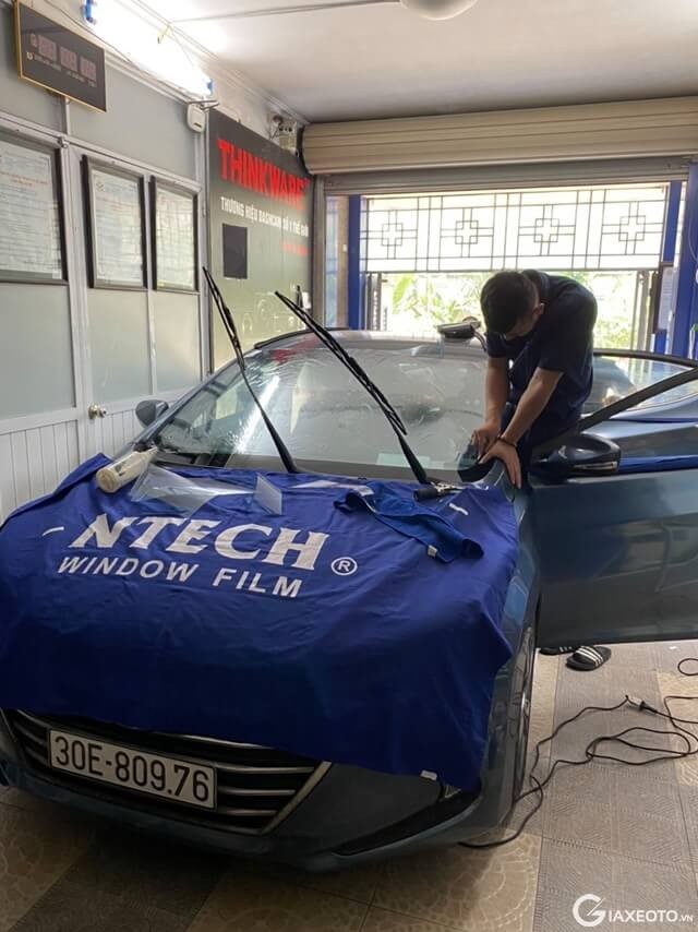 phim-cach-nhiet-ntech1