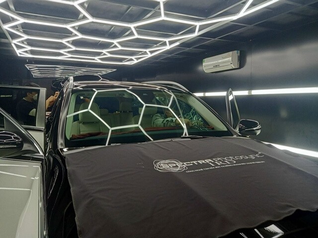 phim-cach-nhiet-photosync-ird-cho-xe-mercedes-maybach