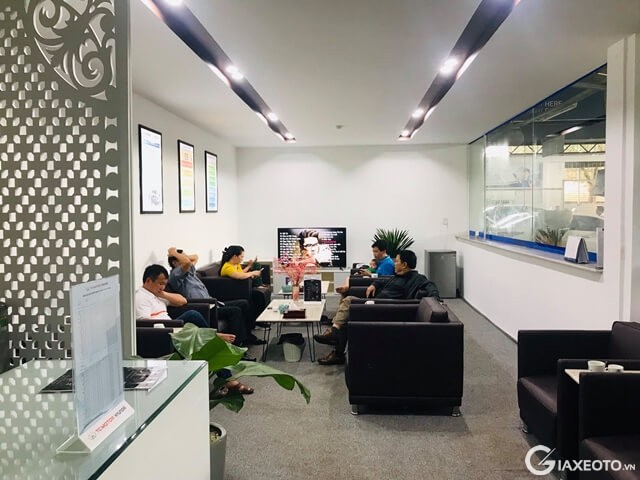 phong-cho-hyundai-quang-tri