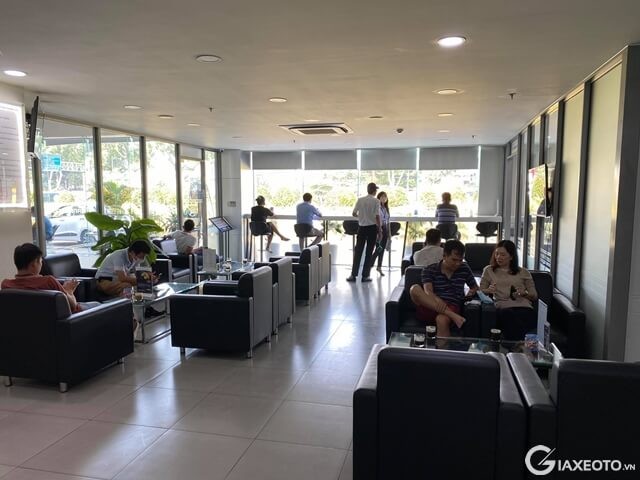 phong-cho-hyundai-truong-chinh