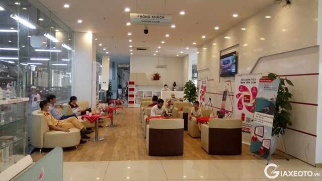 phong-khach-honda-oto-ninh-binh-trang-an