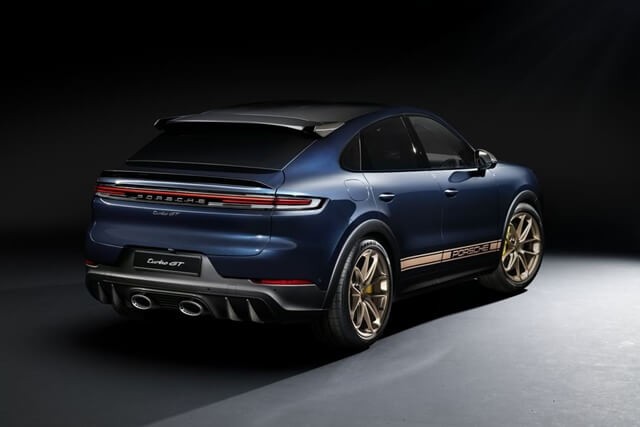 porsche-cayenne-turbo-gt-2024