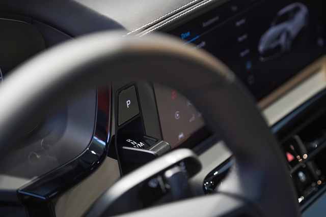 porsche-panamera-the-he-moi-can-chuyen-so