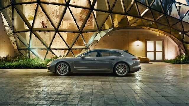 porsche-panamera-turbo-sport-turismo-co-gia-bao-nhieu