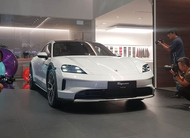 porsche-taycan-2025-ra-mat-tai-viet-nam