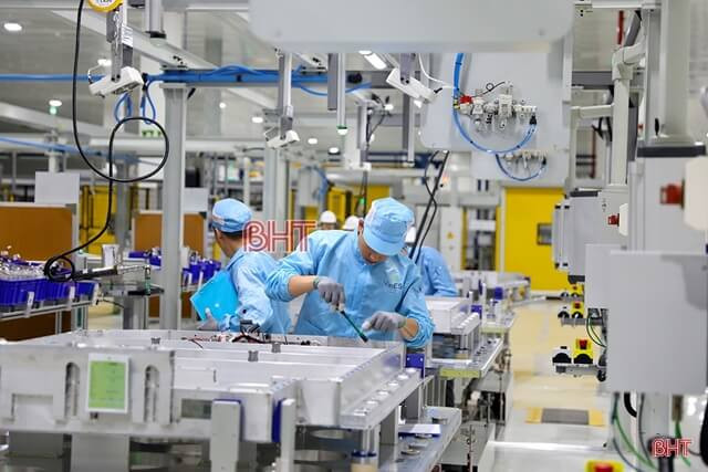 quy-trinh-san-xuat-pin-trong-nha-may-pin-vines-ha-tinh