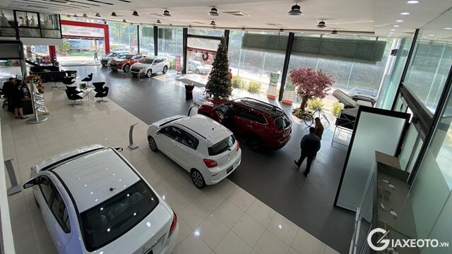 showroom-Mitsubishi-Trung-Thuong