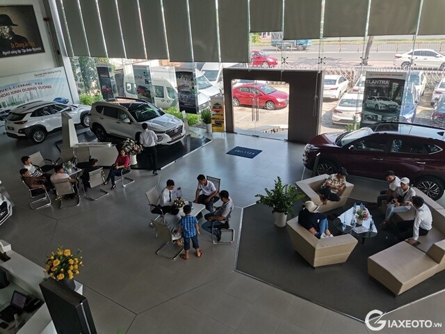 showroom-hyundai-kinh-duong-vuong