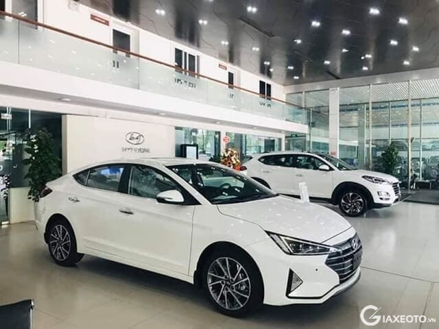 showroom-hyundai-vinh