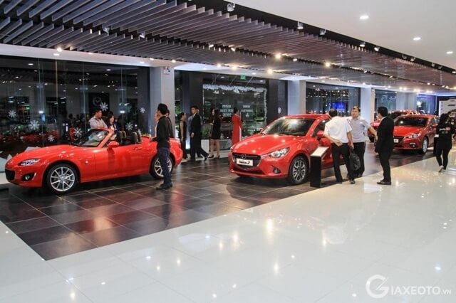showroom-mazda-tran-khat-chan