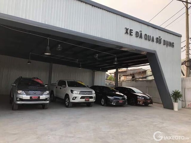 showroom-xe-cu-toyota-dong-sai-gon