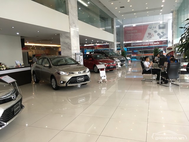 showroom-xe-moi-toyota-thanh-xuan