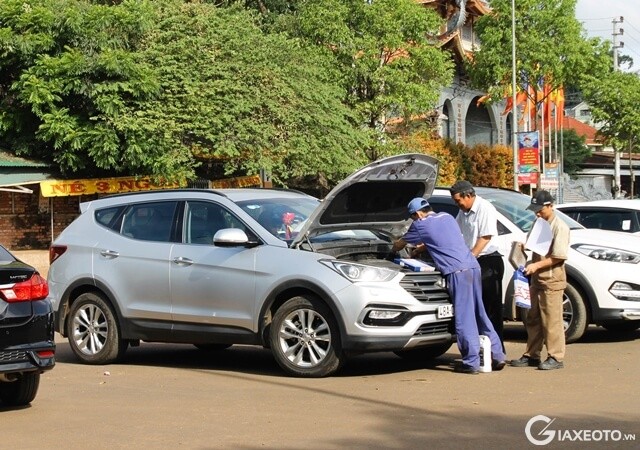 sua-xe-luu-dong-hyundai-dak-lak