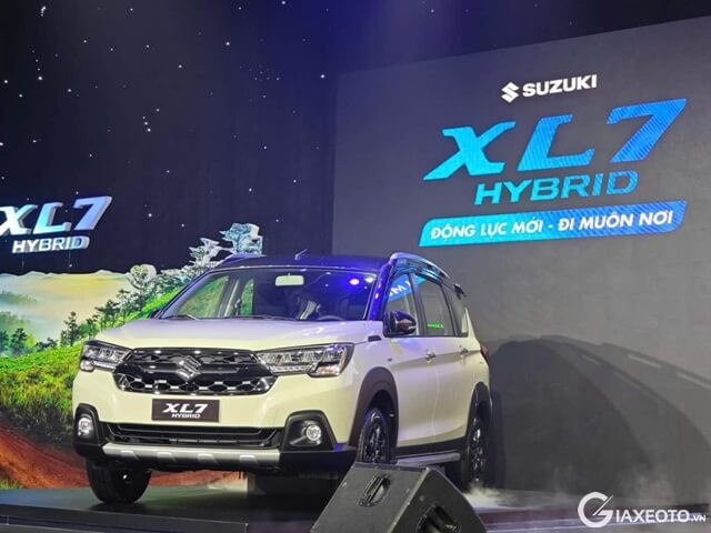 suzuki-xl7-hybrid-ra-mat-tai-viet-nam