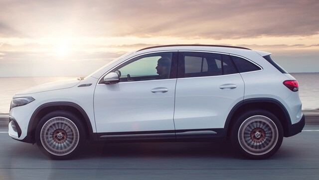 than-xe-Mercedes-Benz-EQA-250
