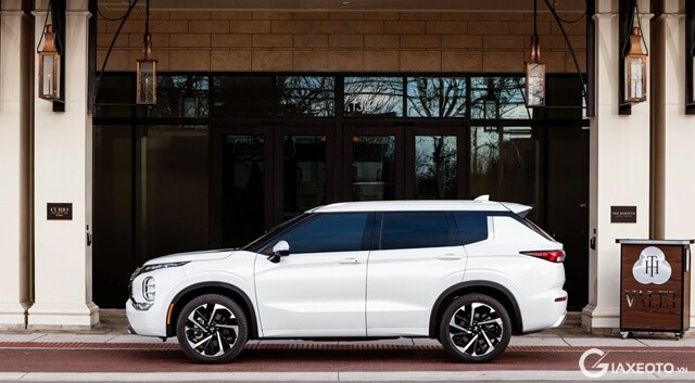 than-xe-mitsubishi-outlander-2024