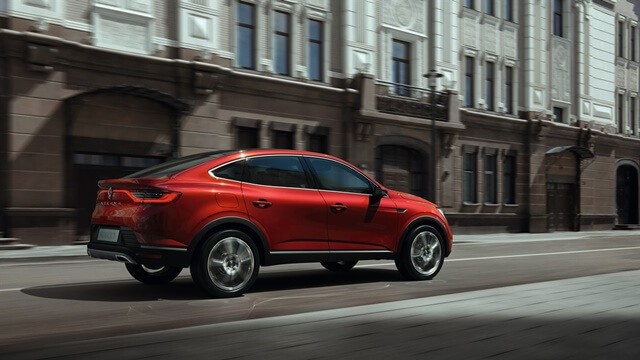 than-xe-Renault-Arkana-2020