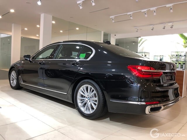 than-xe-bmw-730li
