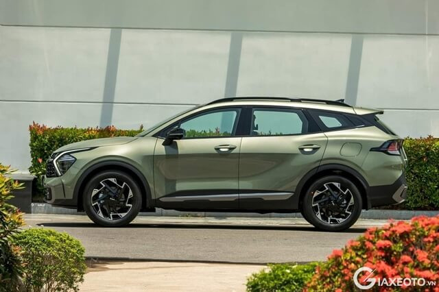 than-xe-kia-sportage-2024