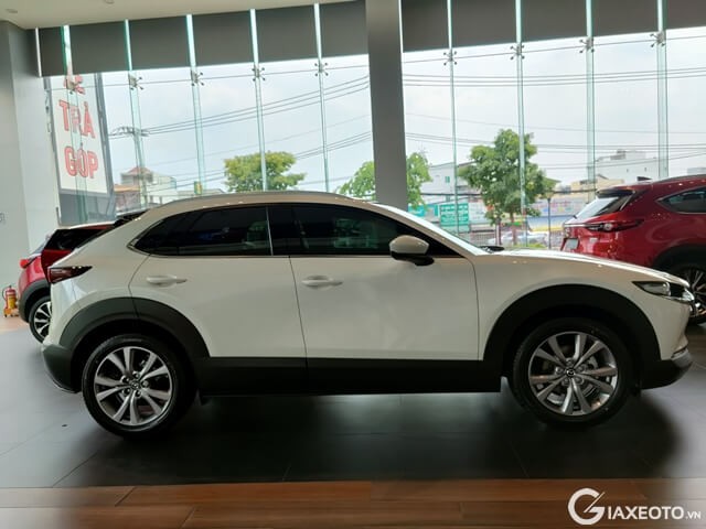 than-xe-mazda-cx30-2023