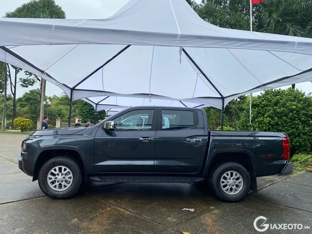 than-xe-mitsubishi-triton-glx