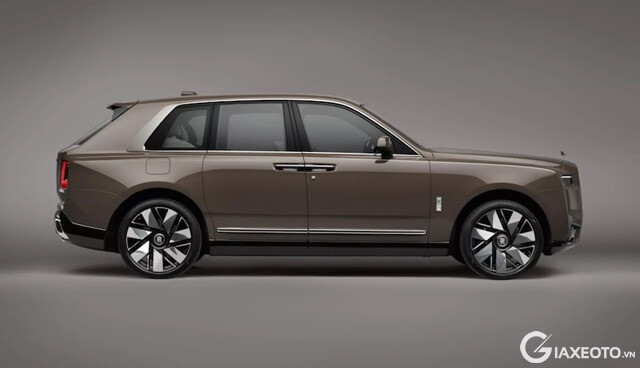 than-xe-rolls-royce-cullinan-series-ii