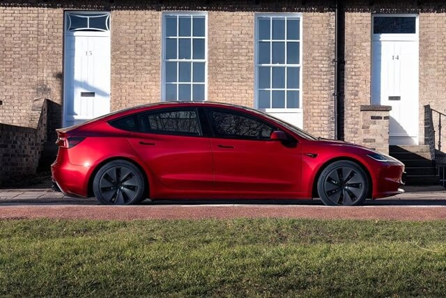 than-xe-Tesla-Model-3