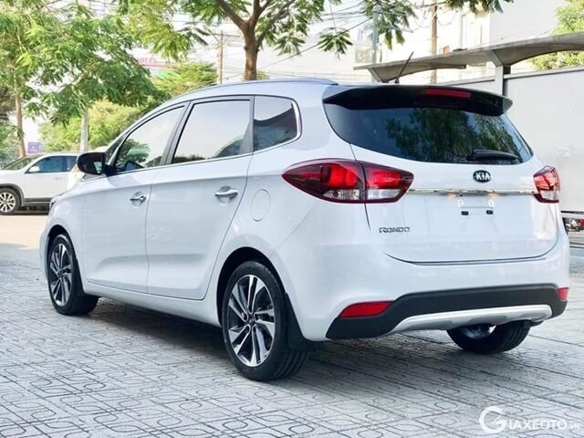 thong-so-ky-thuat-kia-rondo