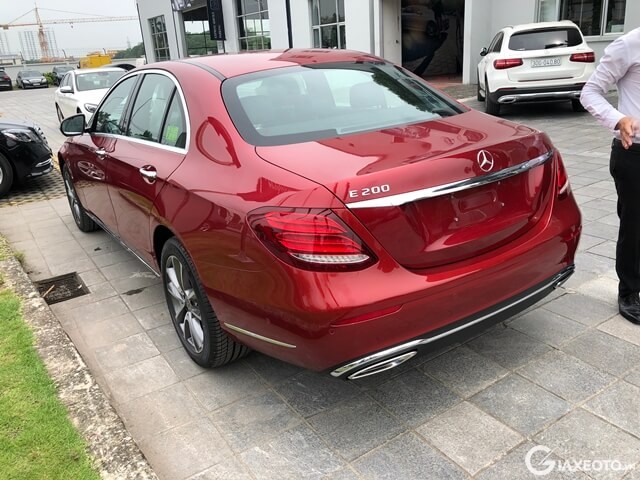 thong-so-ky-thuat-mercedes-benz-e200