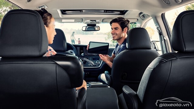 tien-nghi-xe-Toyota-Sienna
