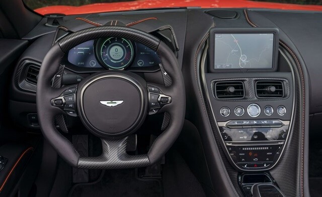 tien-nghi-xe-aston-martin-dbs-superleggera-volante