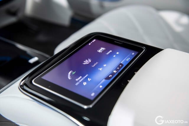 tien-nghi-xe-mercedes-maybach-s680