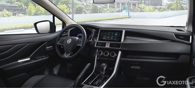 tien-nghi-xe-nissan-livina