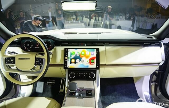 tien-nghi-xe-range-rover-2023
