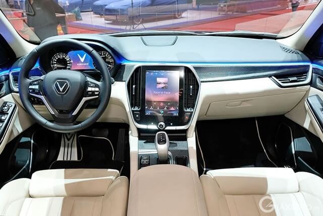 tien-nghi-xe-vinfast-lux-v8