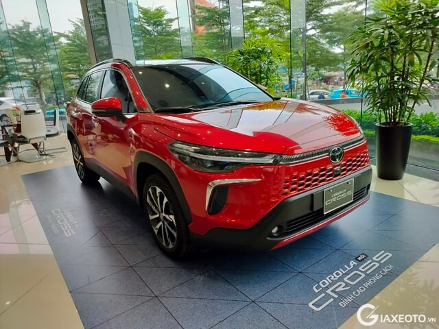 toyota-corolla-cross-dung-phanh-tai-sinh