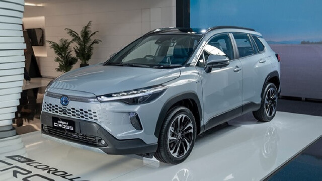 toyota-corolla-cross-hev-hybrid-2024-facelift