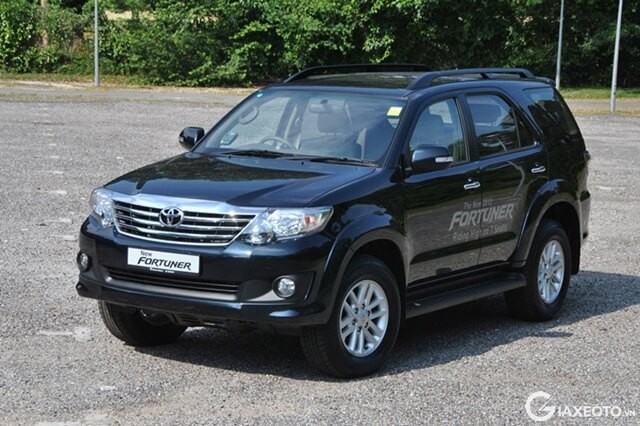 toyota-fortuner-2012-2013-cu-2_7l-4x2-at