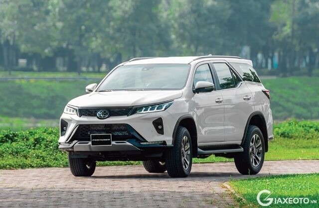 toyota-fortuner-legender-4x4-2_8at-may-dau-so-tu-dong