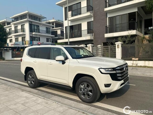 toyota-land-cruiser-2023-co-gi-moi