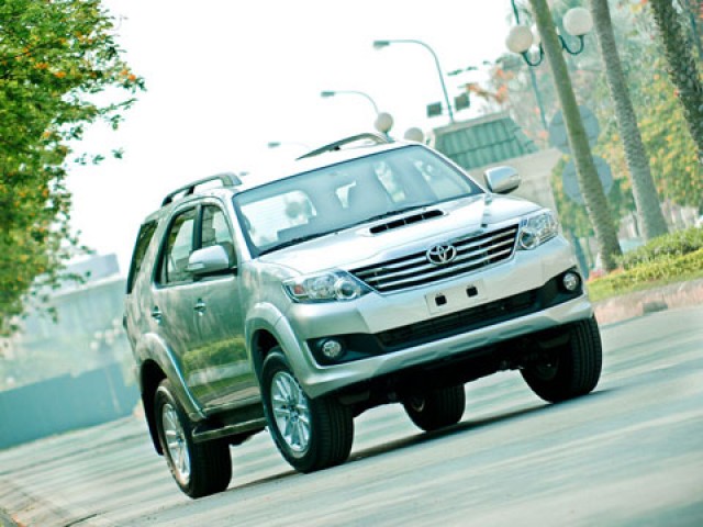 toyota_fortuner_ban_chay_nhat