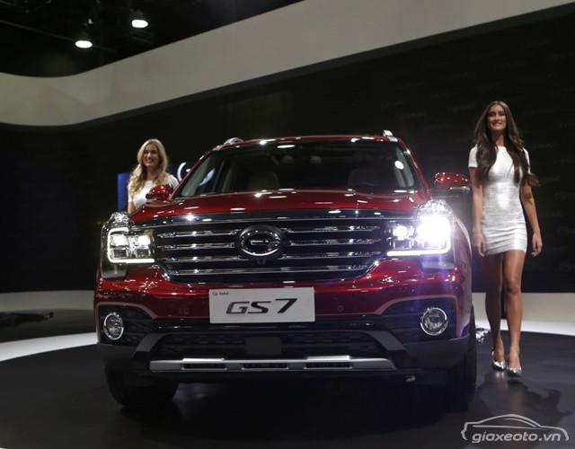 trien-lam-detroit-2017-gac-gs7