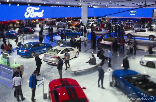 gian hang cua Ford